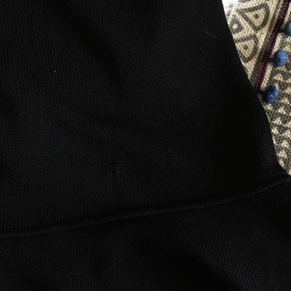 ST. JOHN COLLECTION | Flared Hem Knit Skirt - Picture 8 of 8